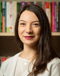 Dr. Andra Neacsu